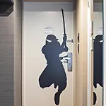 Hotel Ninja Black
